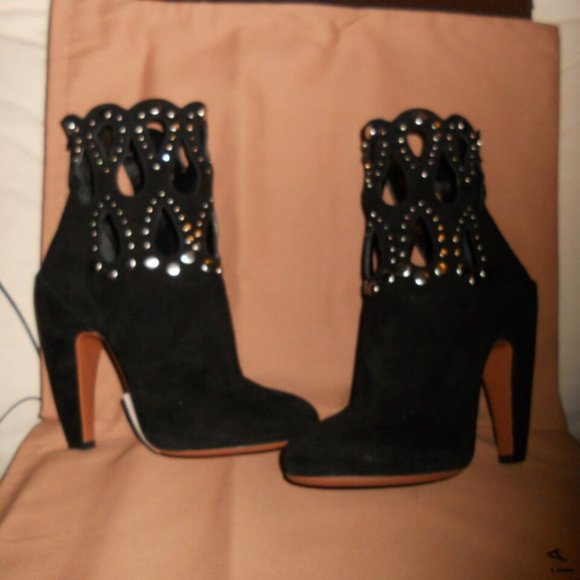 ALAIA Size 7.5 Black Leather Studded Suede Back Zip Boots